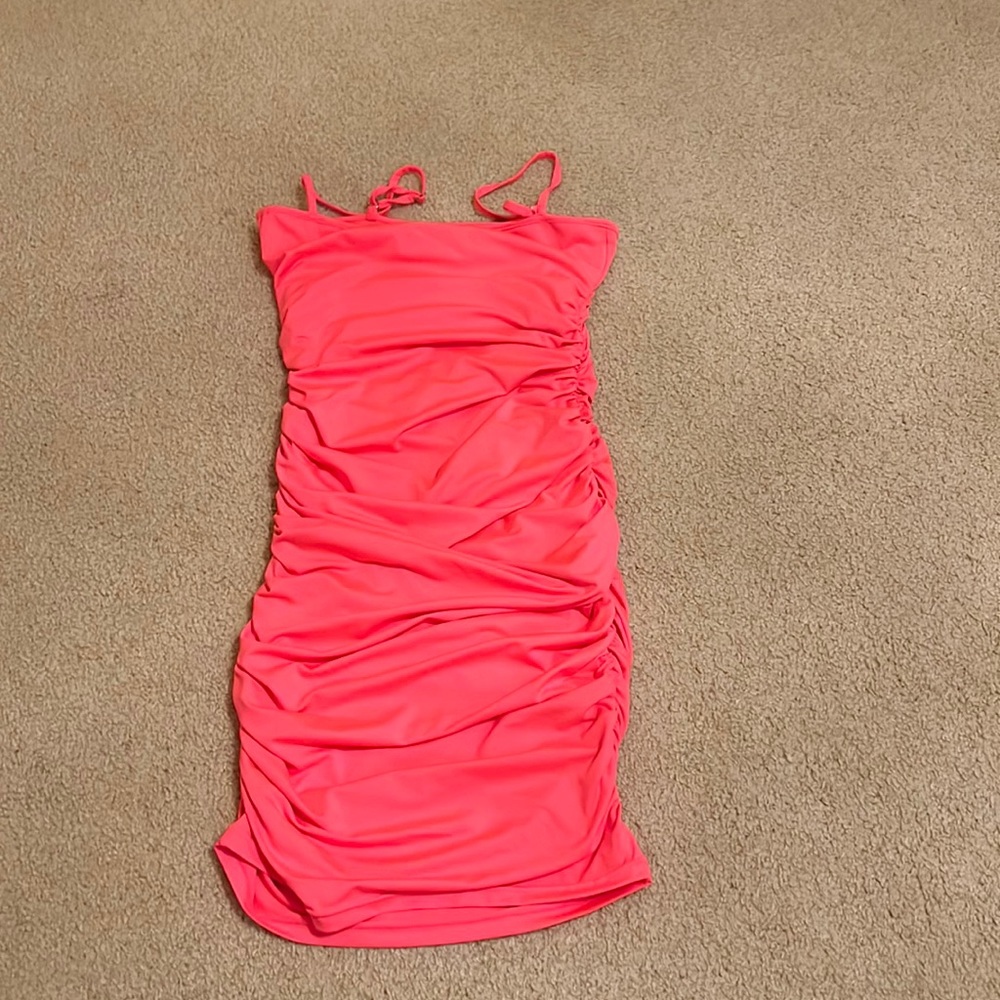 pink bodycon dress